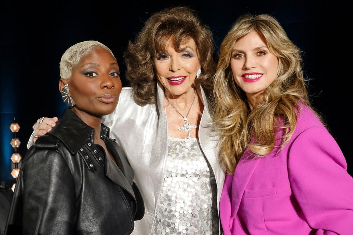 GNTM: Joan Collins (M.) und Nikeata Thompson (l.) waren Heidi Klums Gastjurorinnen.