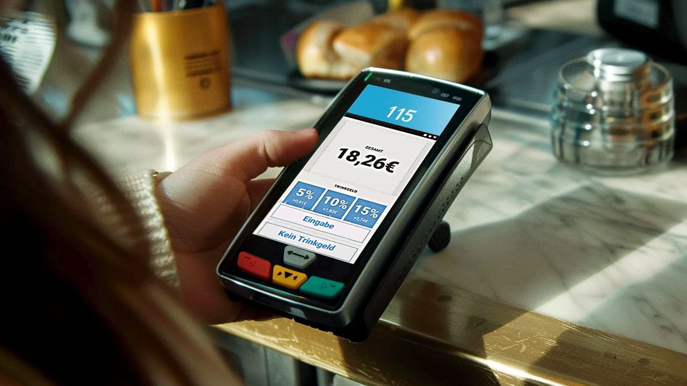 Digitales Payment-Lesegerät für EC und Visa in der Gastronomie