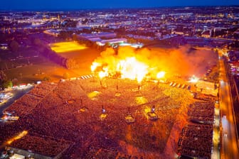 Mehr als 50.000 Konzertbesucher auf dem ersten Rammstein-Gig in Dresden: