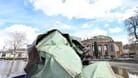Zerstörtes Dach der Stuttgarter Oper