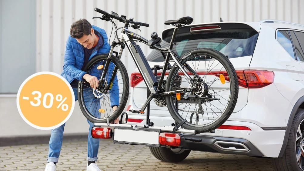 Bei Lidl ist heute ein praktischer Marken-Fahrradträger fürs Auto zum Tiefpreis im Angebot.