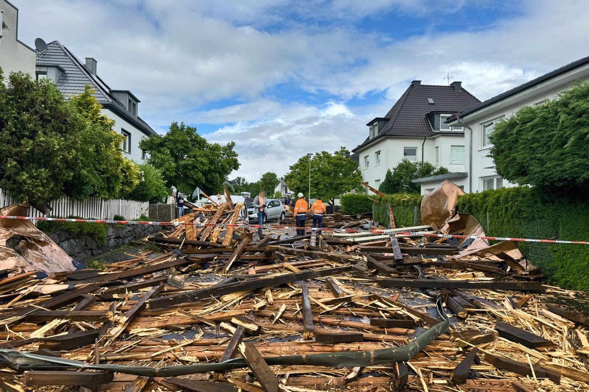 Zerstörtes Kirchendach