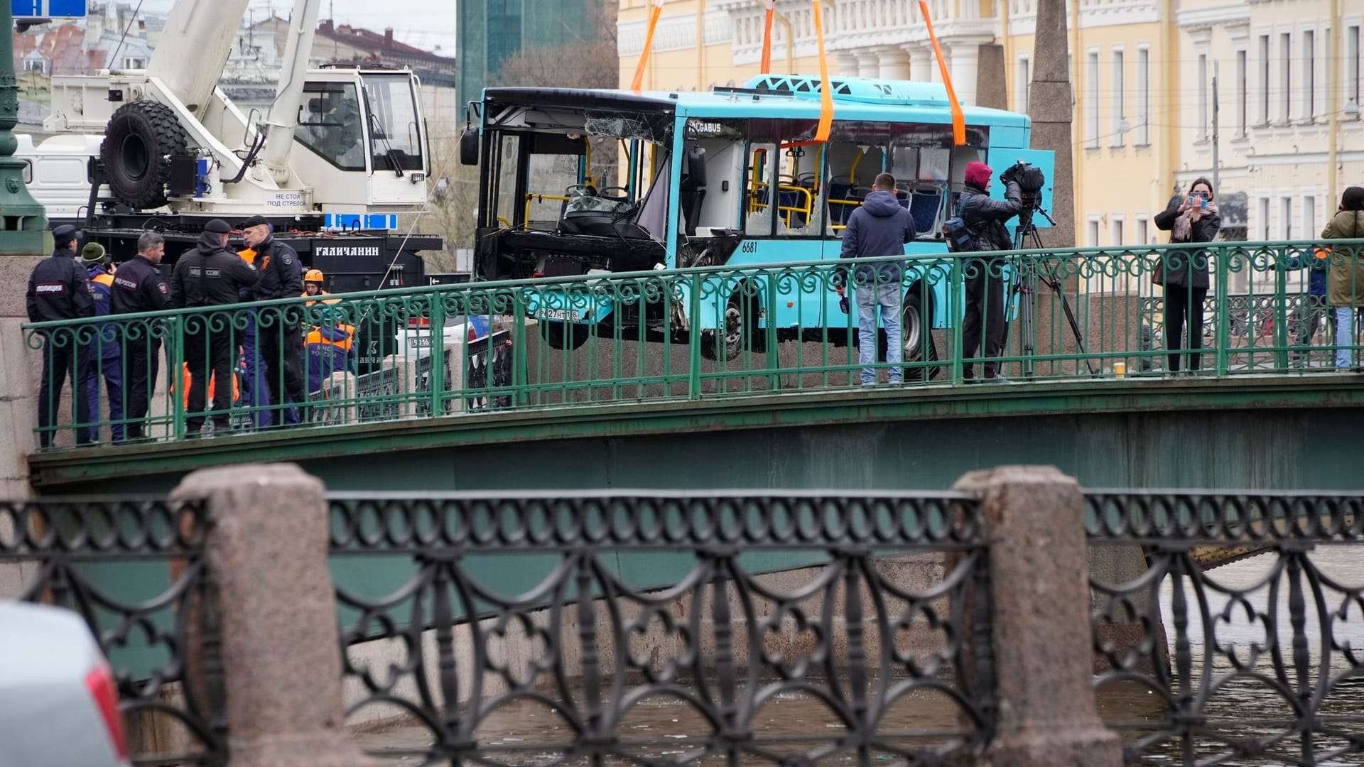 Verunglückter Bus