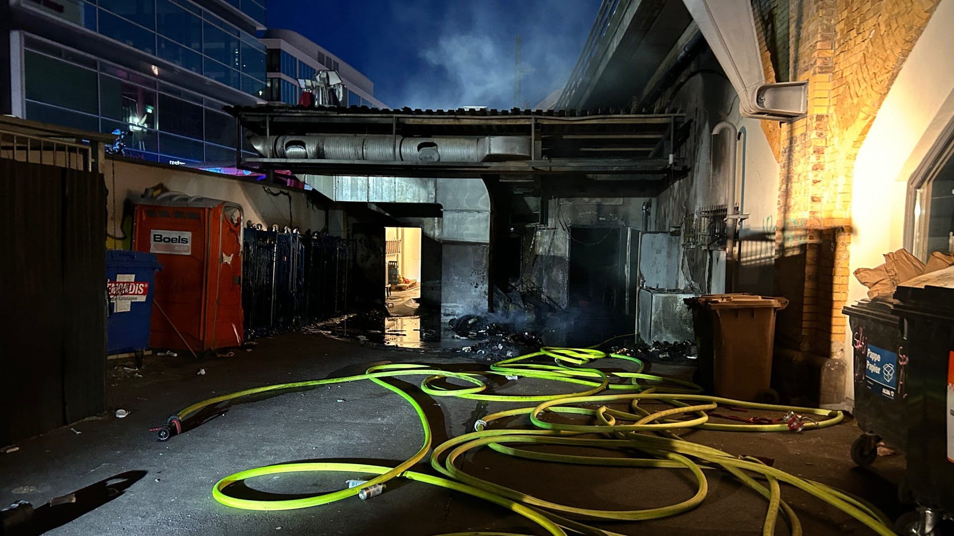 Lagerraum am S-Bahnbogen nahe dem Alexanderplatz: