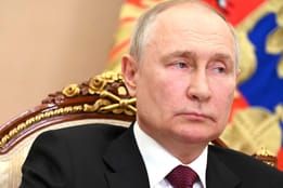 Putin sichert sich Unterstützung für den Krieg