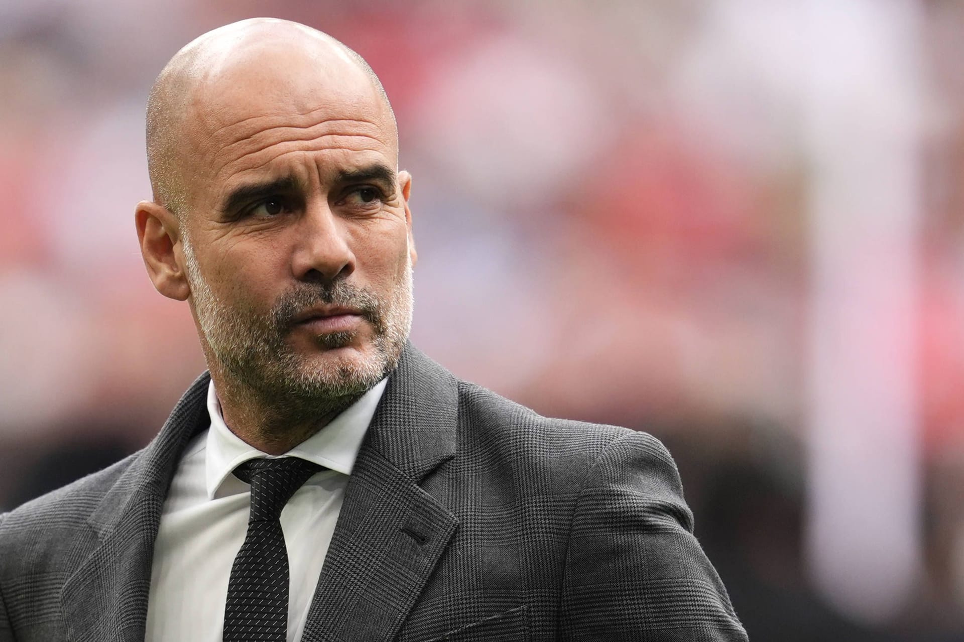 Pep Guardiola: Sein Vertrag läuft noch bis 2025.