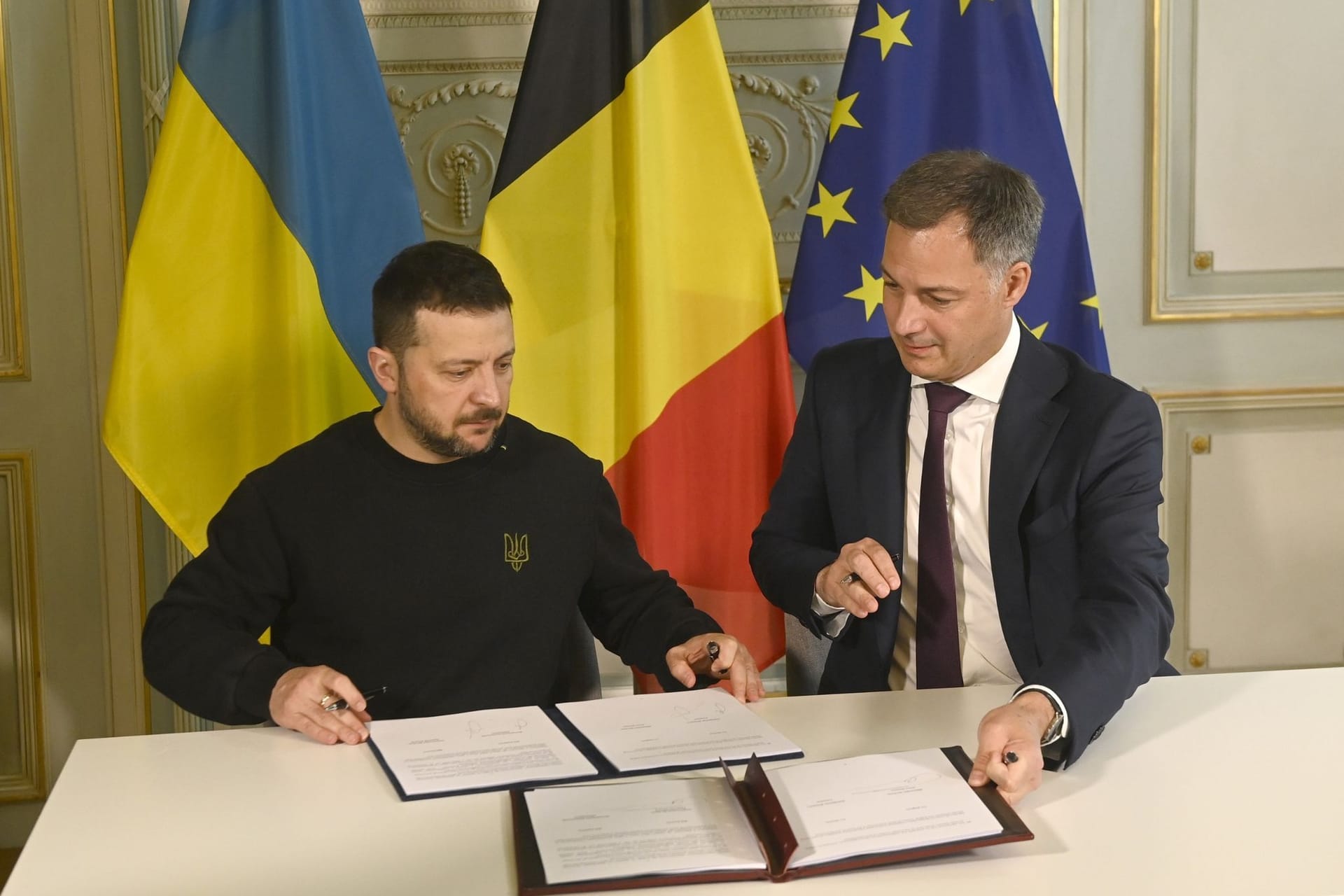 Ukraine-Krieg - Selenskyj in Brüssel