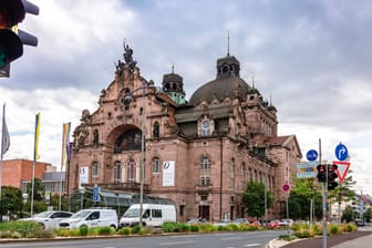 View of Staatstheater Nurnberg. Theater for operas, plays, ballets and concerts in Nuremberg in Franconia, Bavaria, Germany.