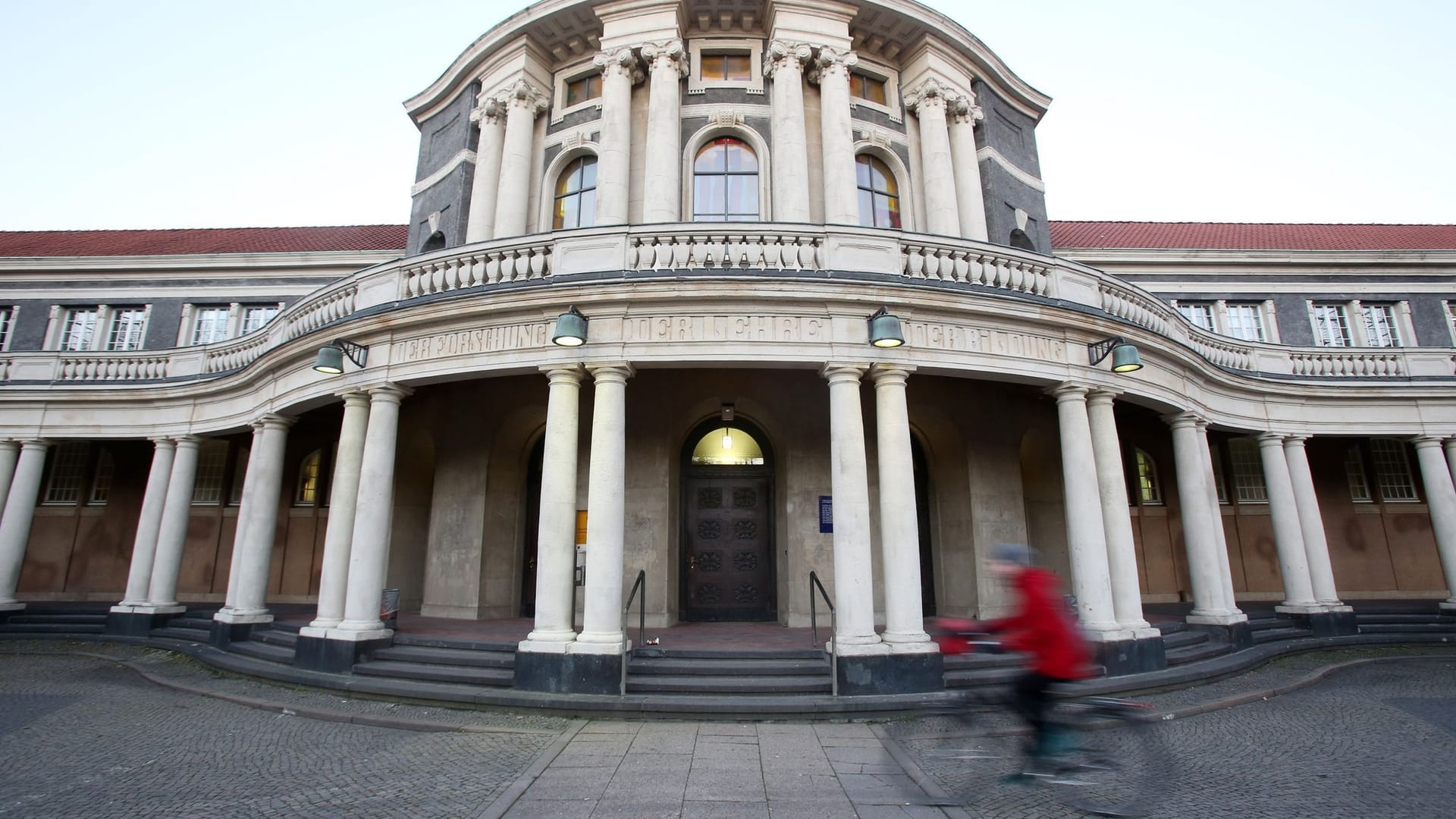 Universität Hamburg Universität Hamburg