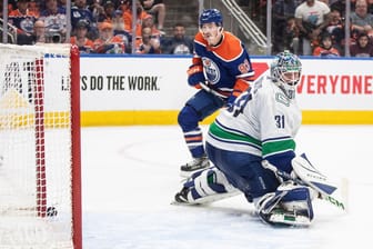 Edmonton Oilers - Vancouver Canucks