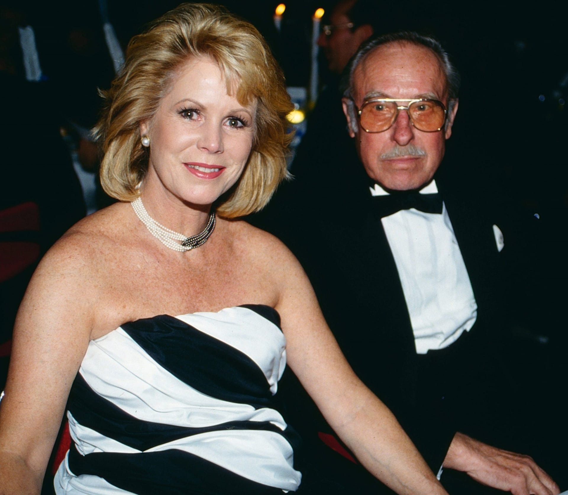 Das Ehepaar gemeinsam bei einer Veranstaltung 1998. Das Ehepaar gemeinsam bei einer Veranstaltung 1998.