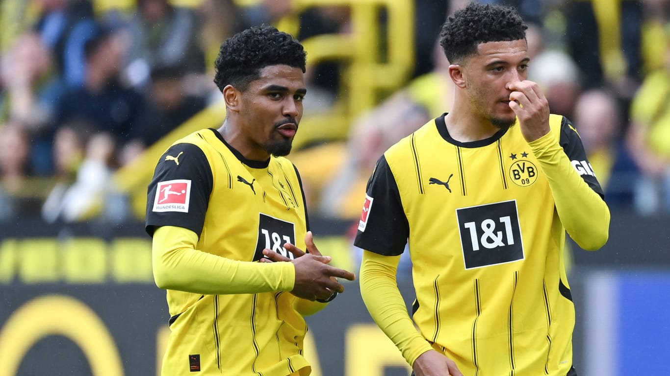 Ian Maatsen (li.) mit BVB-Teamkollege Jadon Sancho: Der Niederländer wird bei der EM nicht dabei sein.