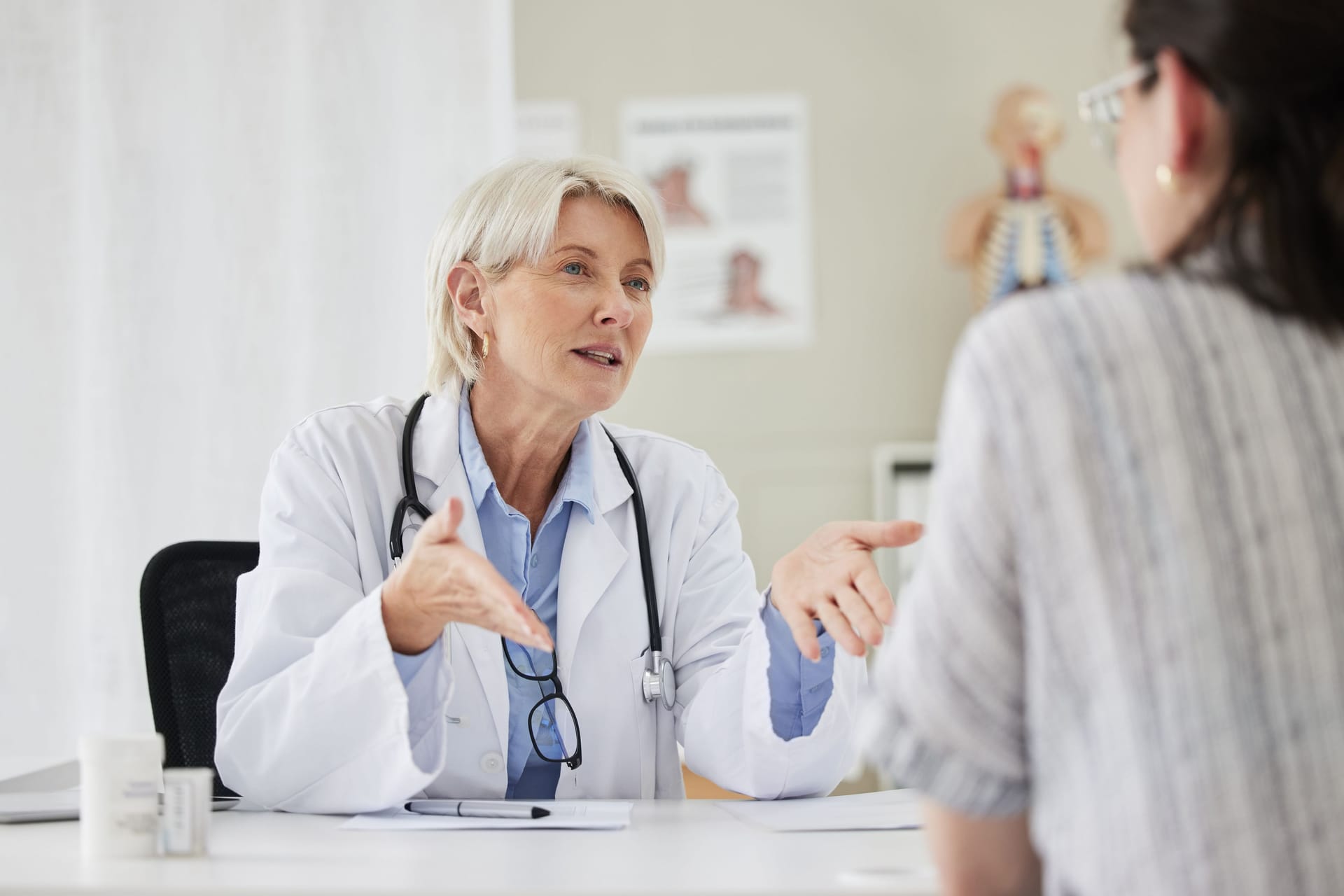 Überweisung vom Stammarzt: Patienten sollen Bonus dafür bekommen.