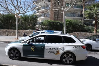 Die Guardia Civil auf Mallorca (Archivbild): Gegen den Barbetreiber wird nun ermittelt. Er bestreitet die Tat.