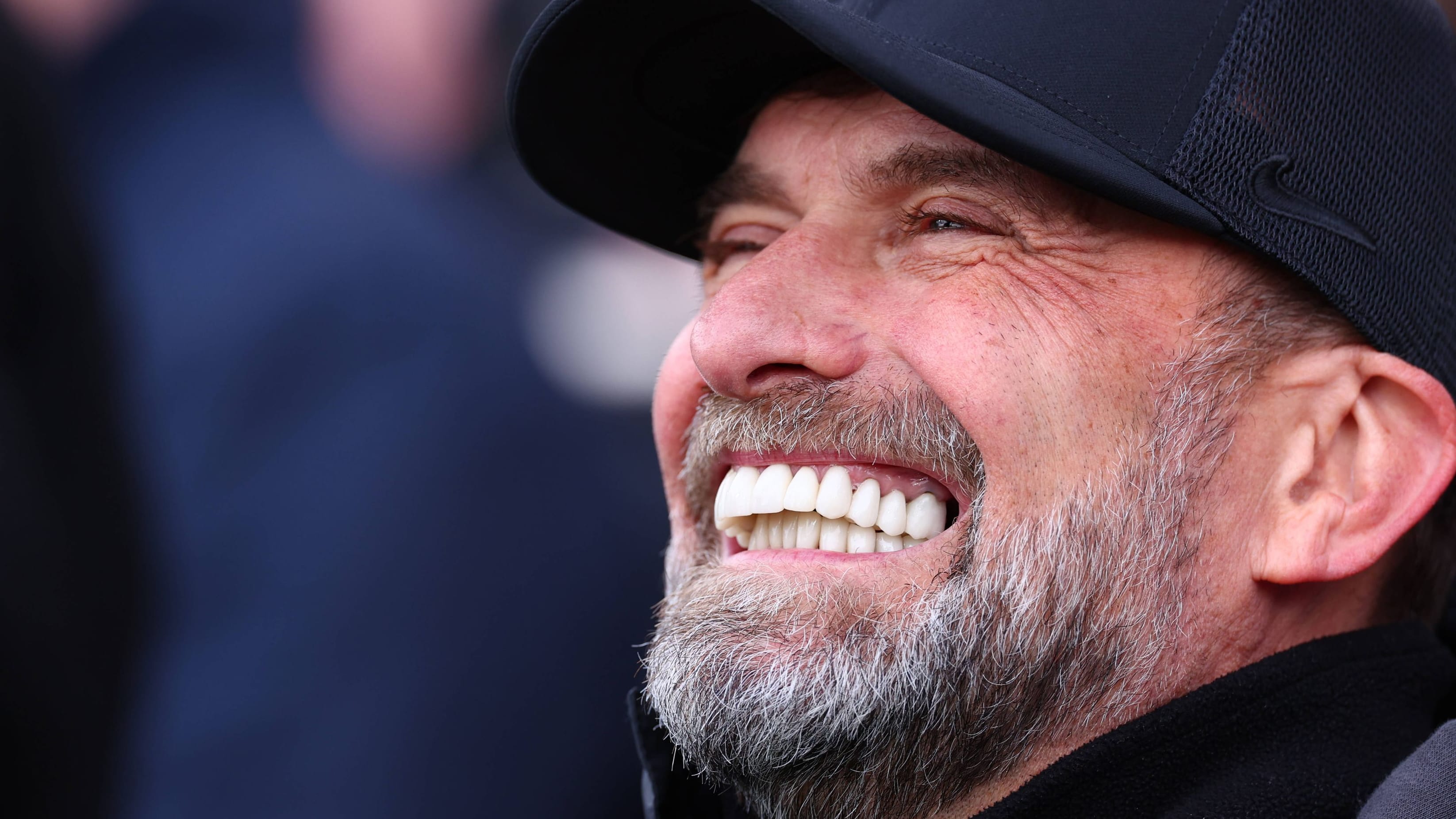 Liverpool-Coach Jürgen Klopp sorgt auf Pressekonferenz für Lacher