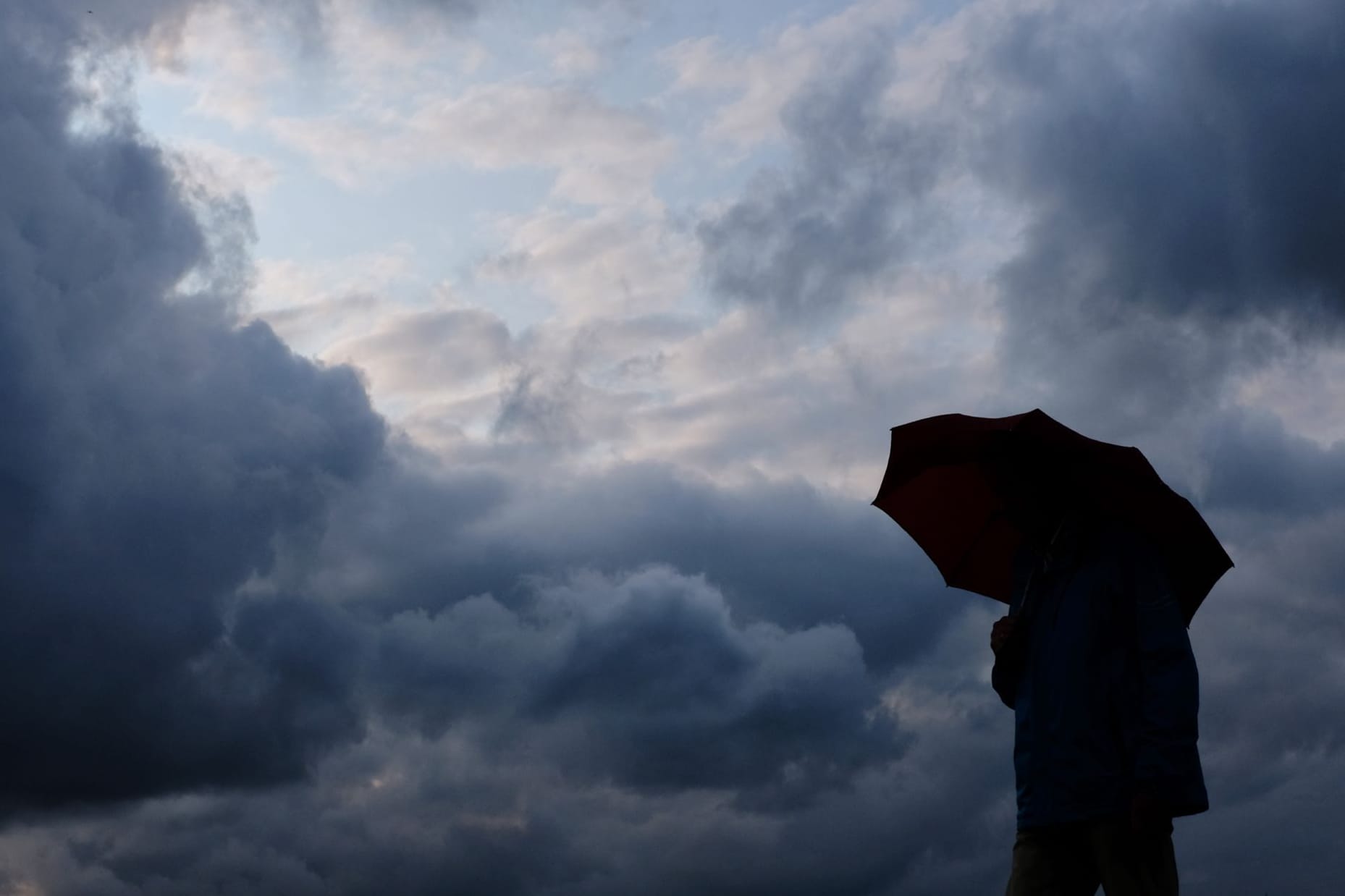 Regen und Wolken