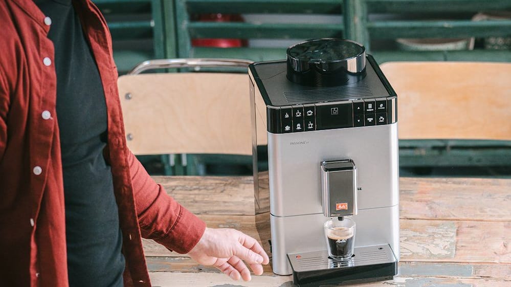 Im Aldi-Onlineshop ist aktuell ein Kaffeevollautomat von Melitta radikal reduziert. (Symbolbild)