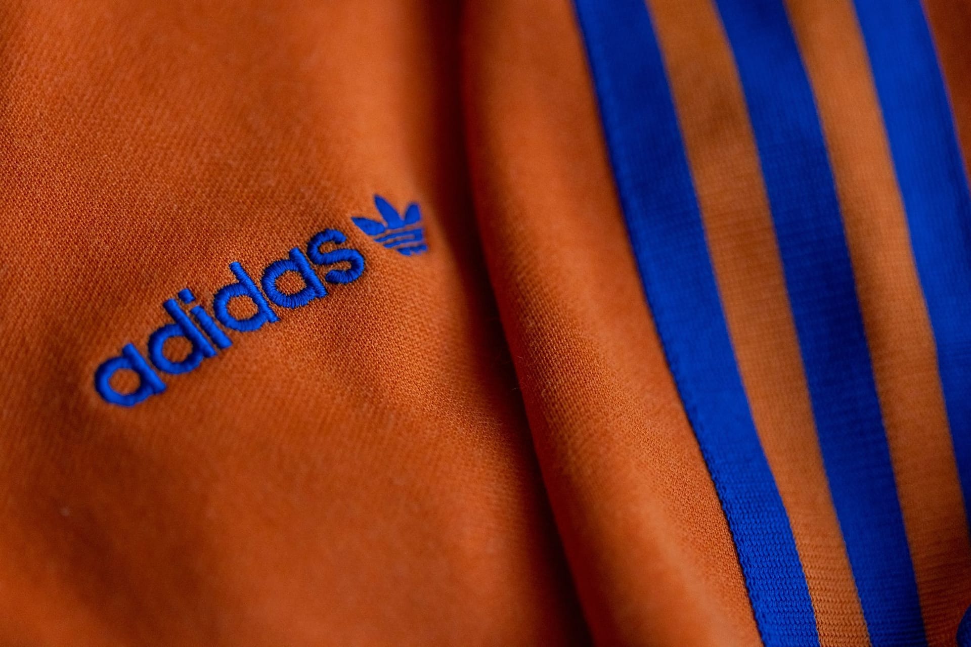 Adidas-Streifen