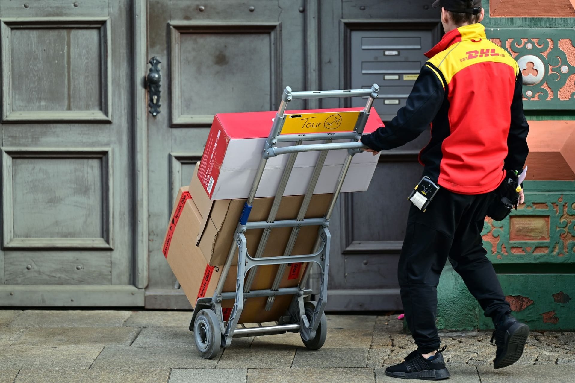 DHL DHL