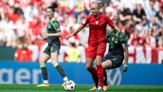 Bayern-Torfrau patzt: DFB-Star bringt Wolfsburg in Front