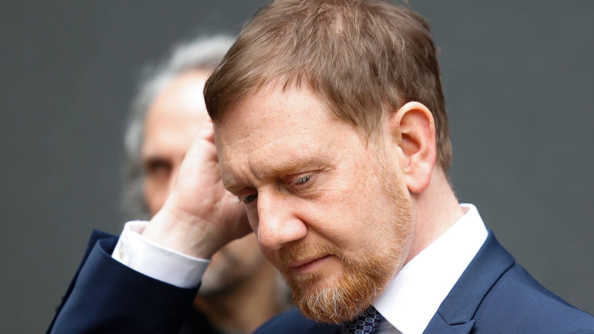 Michael Kretschmer bei einer Pressekonferenz (Archivbild).