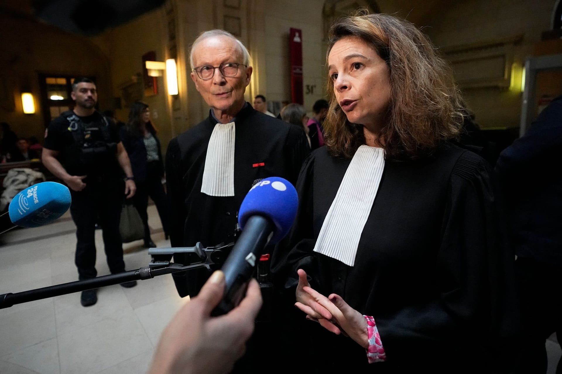 Wegen Kriegsverbrechen verurteilt