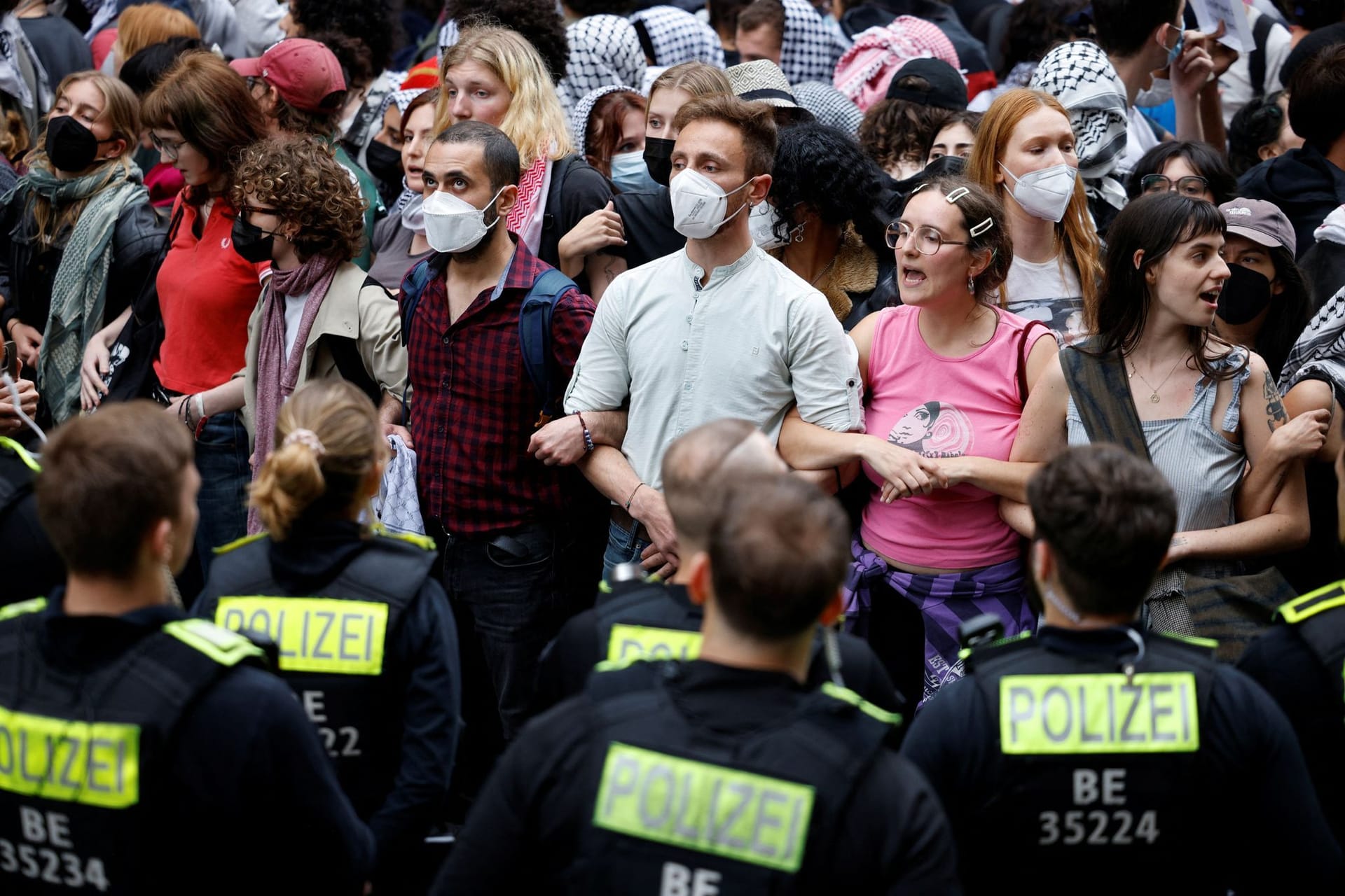 Propalästinensische Demonstration an der Humboldt-Universität: Politiker der CDU-Fraktion lehnen den Dialog ab.