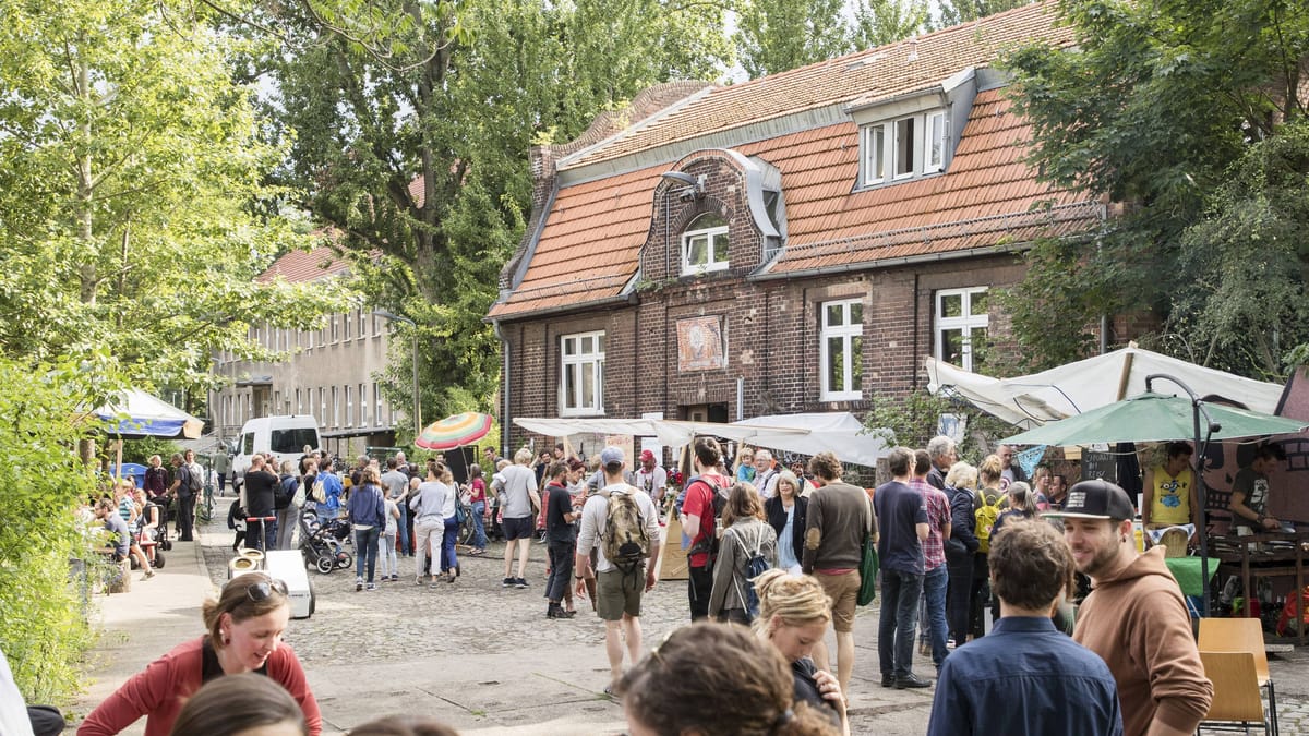 BerlinLichtenberg B.L.OAteliers stehen vor dem Aus