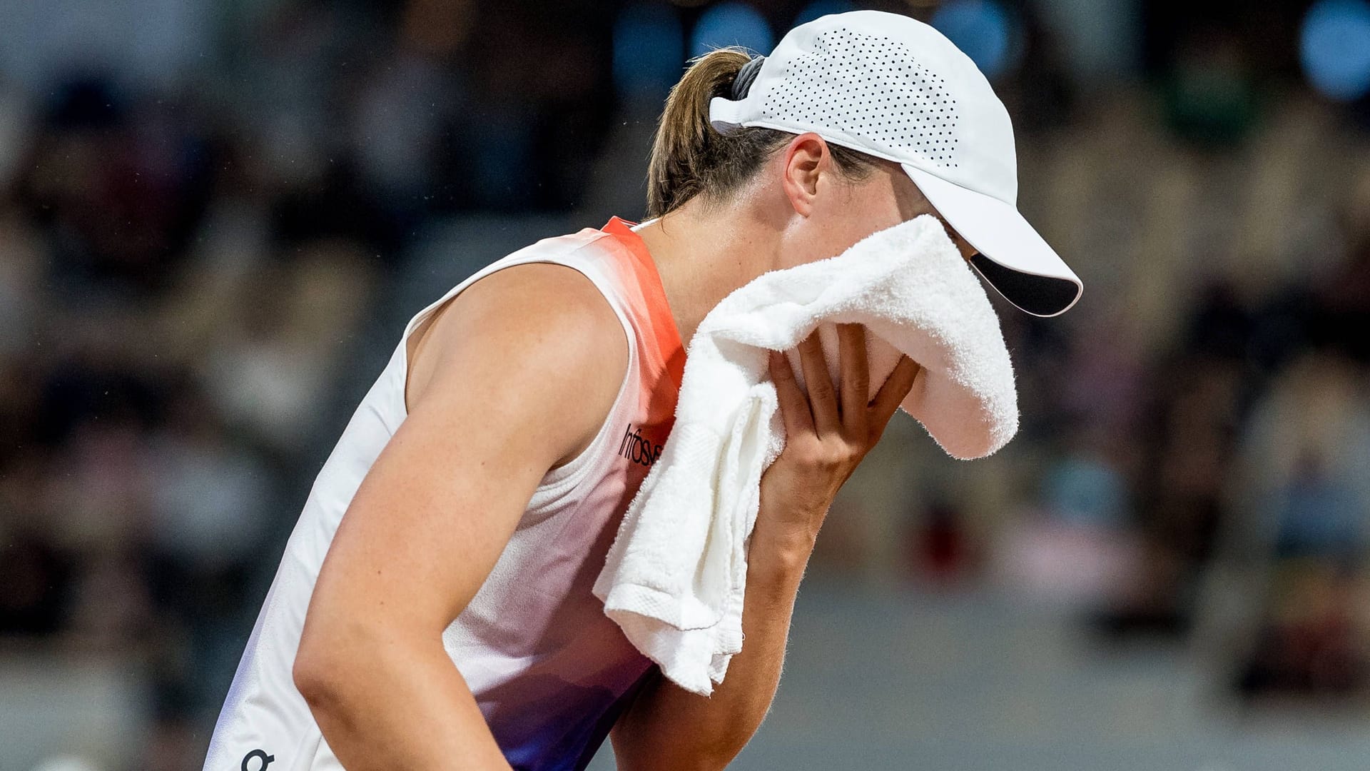 Emotional: Iga Świątek während des Matches gegen Naomi Osaka.