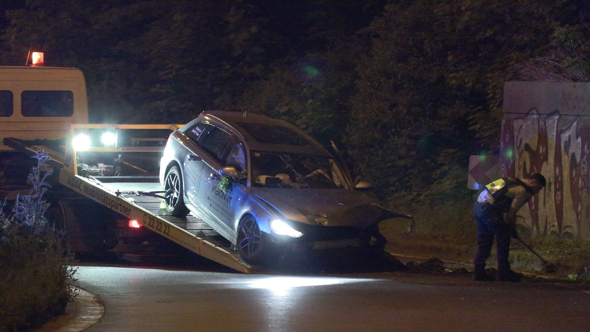 Der zurückgebliebene Audi: Der Flüchtige floh beim Versuch einer Polizeikontrolle zu Fuß weiter.