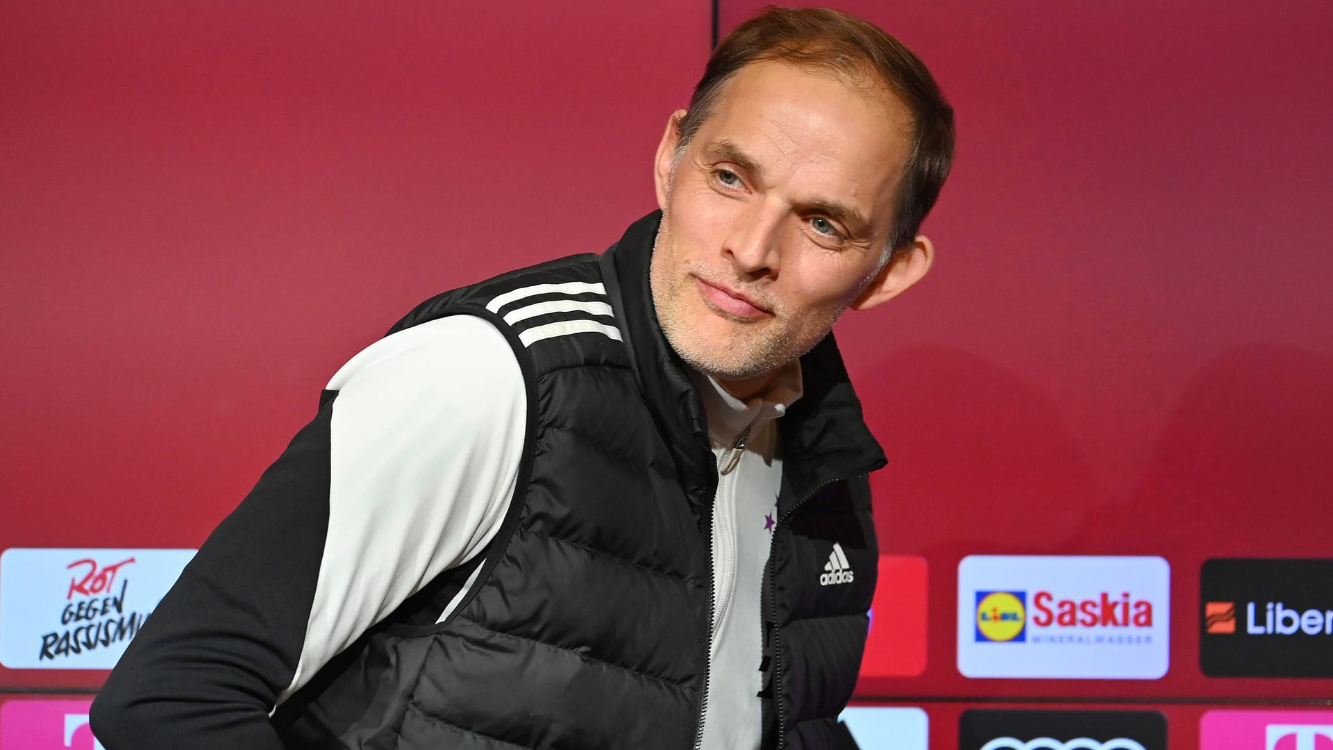 Thomas Tuchel auf einer Pressekonferenz des FC Bayern: In der kommenden Saison ist der 50-Jährige nicht mehr Bayern-Trainer.