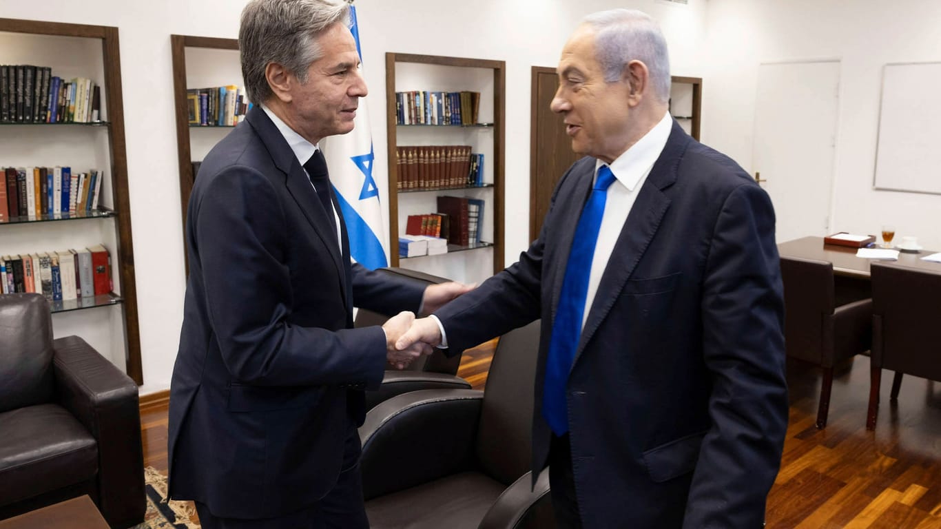 Etliche Male reiste Bidens Außenminister Antony Blinken (l.) in den Nahen Osten, um zu vermitteln. Auch nach Israel.