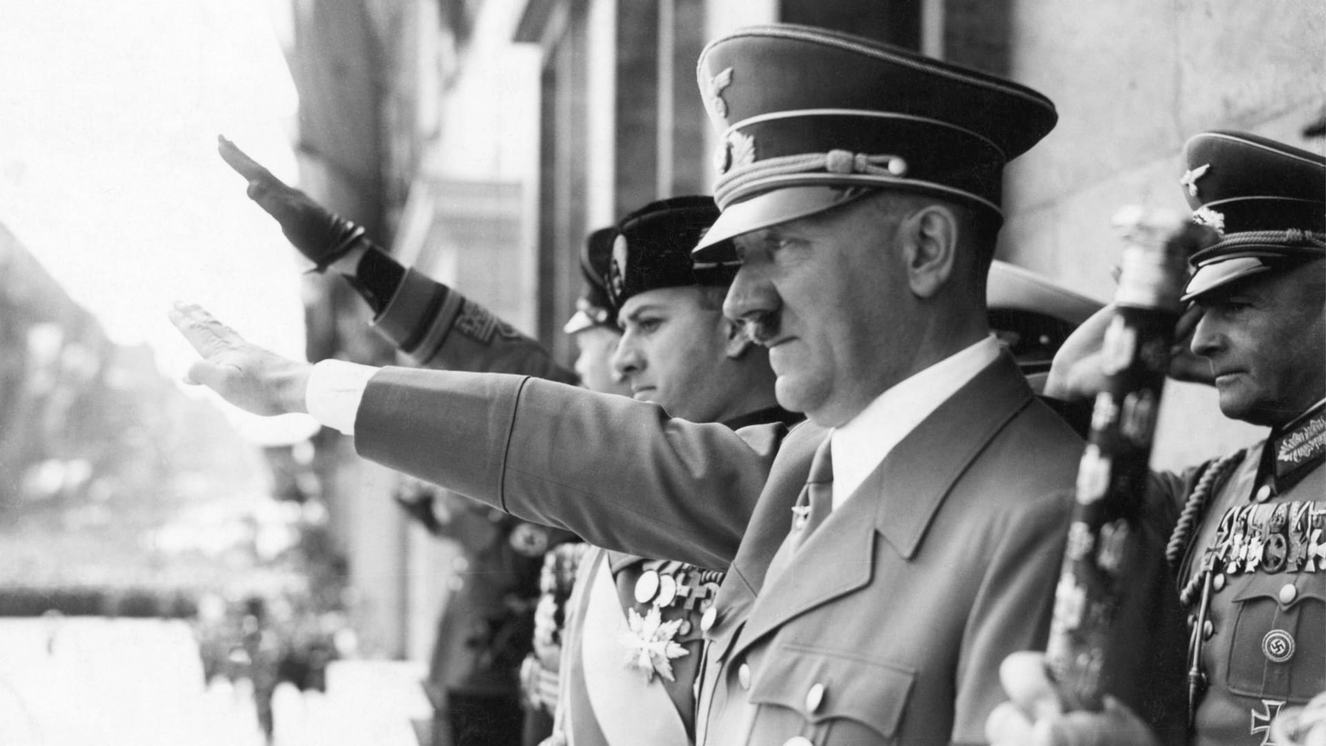 Adolf Hitler (1943): Mit dem Sieg über Frankreich habe Hitler den Ersten Weltkrieg gewonnen, so Gerd Krumeich.