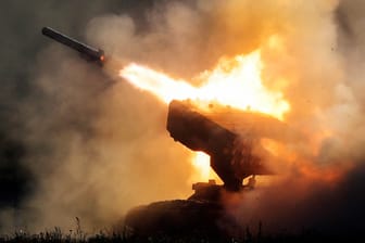 Russischer Mehrfachraketenwerfer TOS-1: Der Westen muss ein Signal der Entschlossenheit gen Russland senden, sagt Ben Hodges.