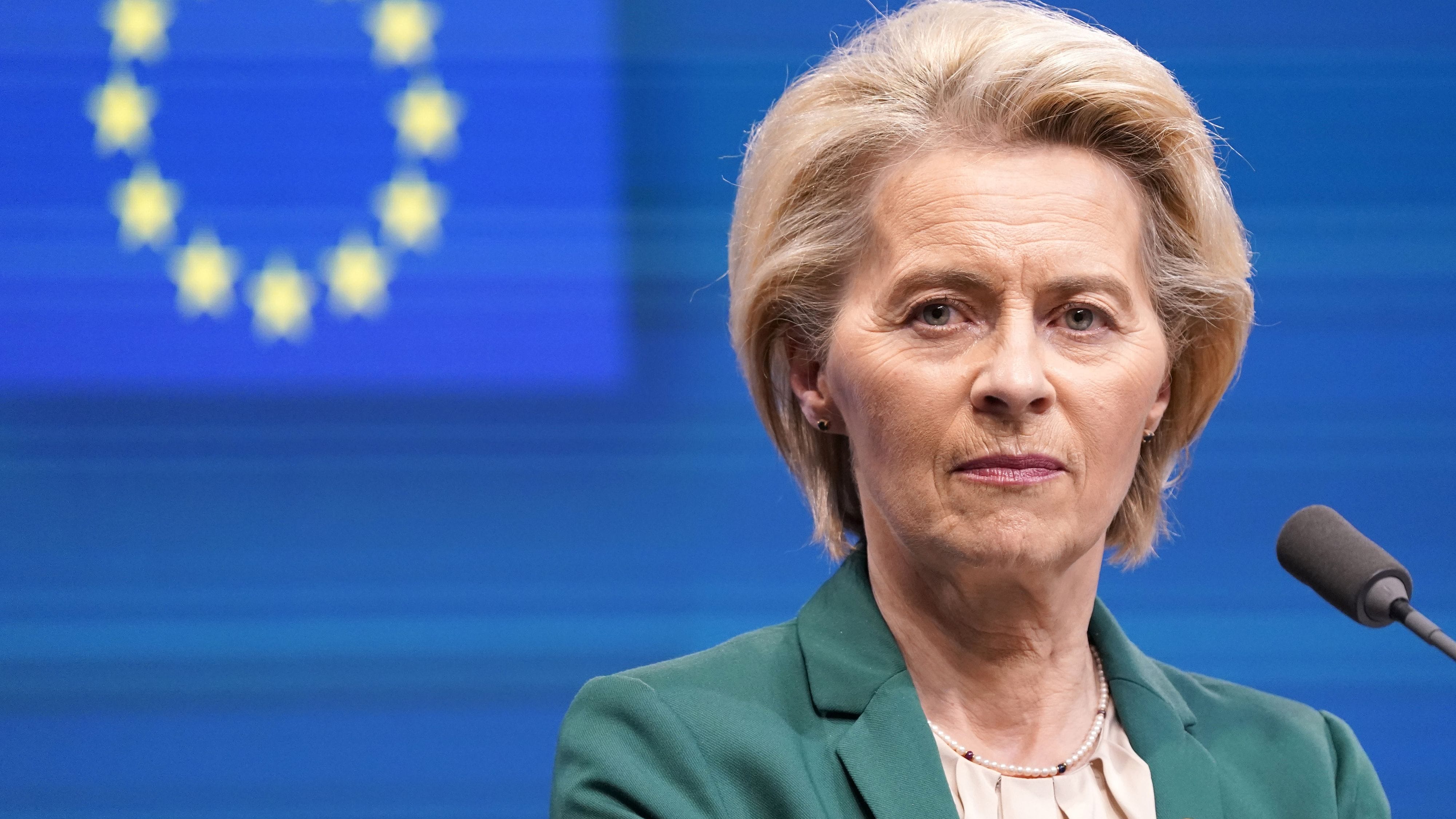 EU-Kommissionschefin von der Leyen: Wackelt sie?