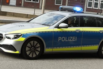 Ein Einsatzwagen der Hamburger Polizei (Symbolbild).