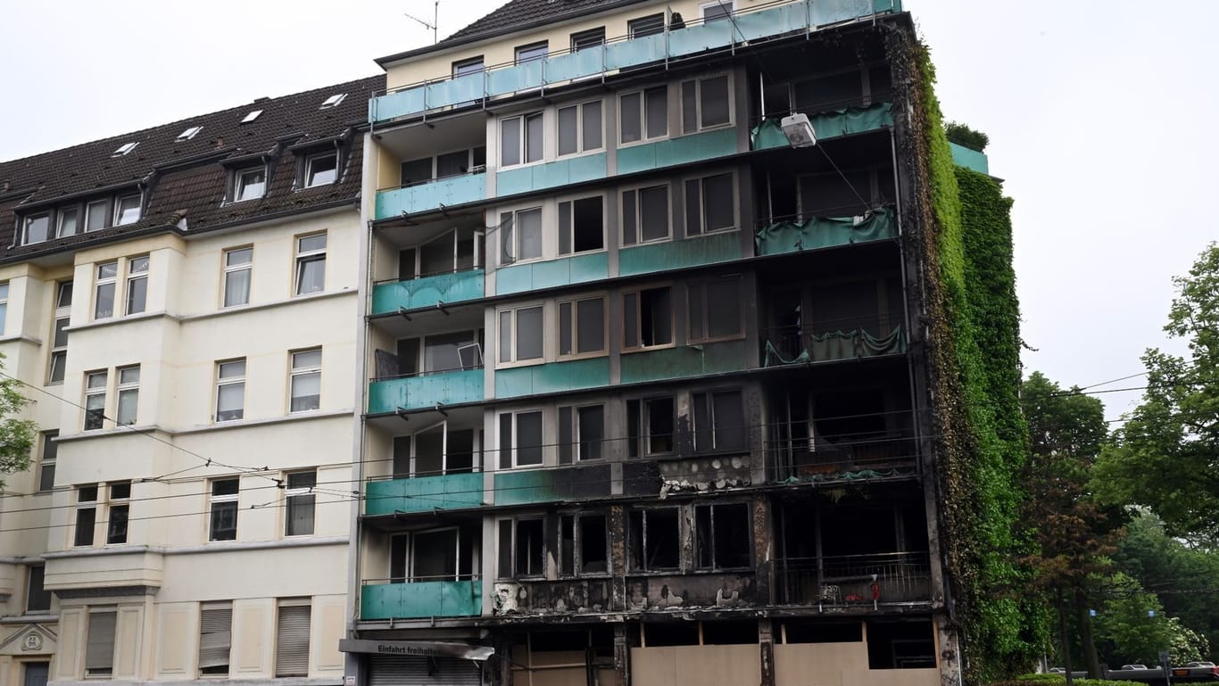 Tote und Verletzte bei Brand in Düsseldorf