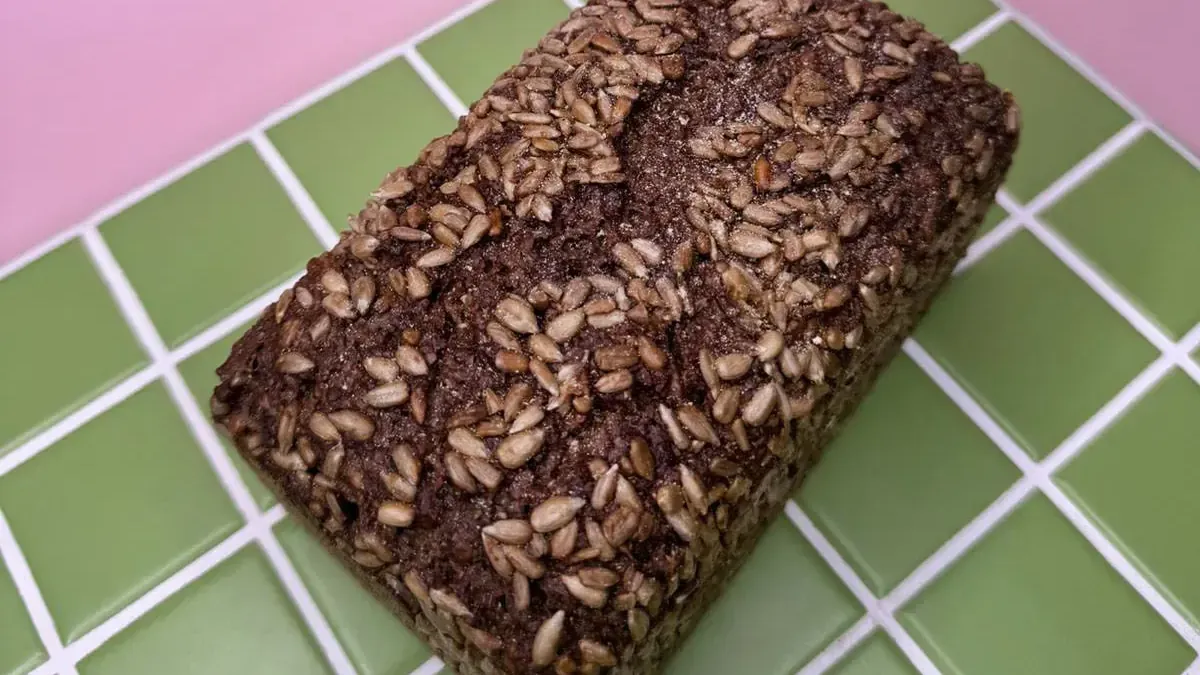 So wirbt "Göing" für sein "Superbrot: Die am Mittwoch verkauften Brote können Metallteile enthalten. So wirbt "Göing" für sein "Superbrot: Die am Mittwoch verkauften Brote können Metallteile enthalten.
