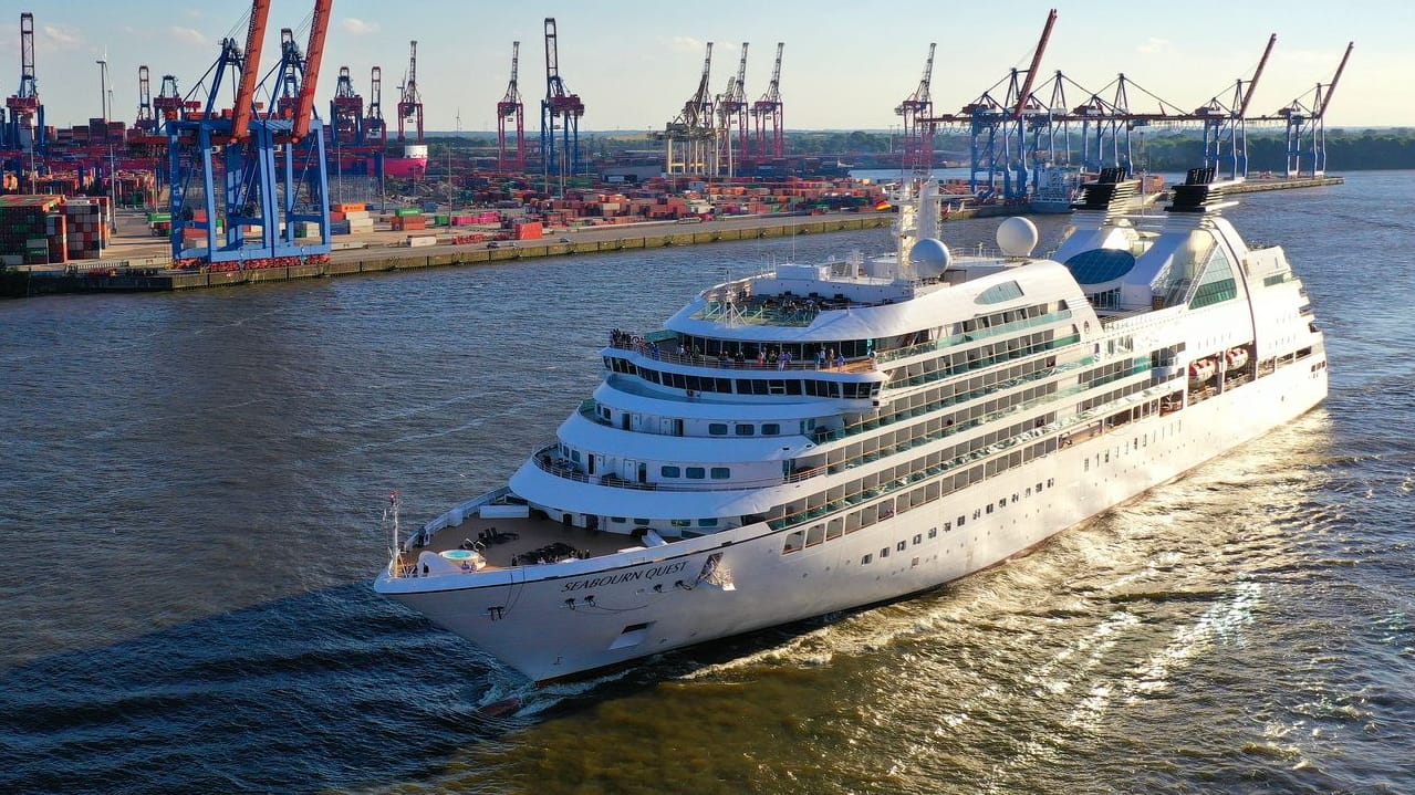 Hamburg Hafen - Seabourn Quest erstmalig in Hamburg Hamburg Hafen - Seabourn Quest erstmalig in Hamburg