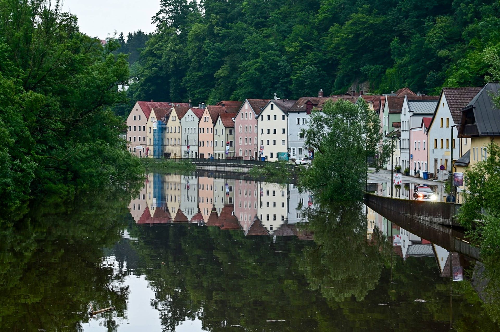 In Passau laufen drei Flüsse zusammen: Die Donau, der Inn und die Ilz. Das Hochwasser trifft Passau deshalb besonders hart.