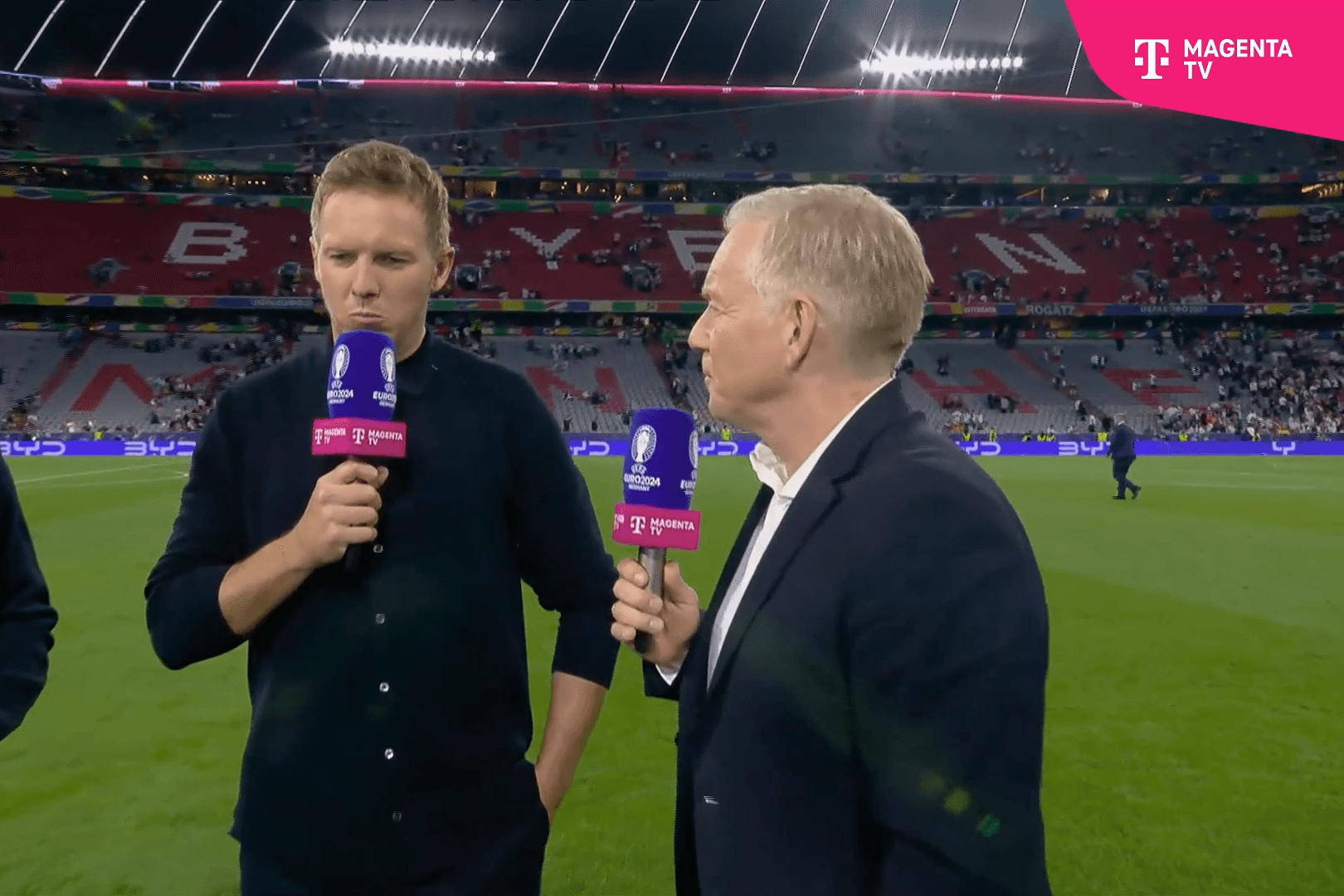 Bundestrainer Julian Nagelsmann am MagentaTV-Mikro nach dem Schottland-Spiel