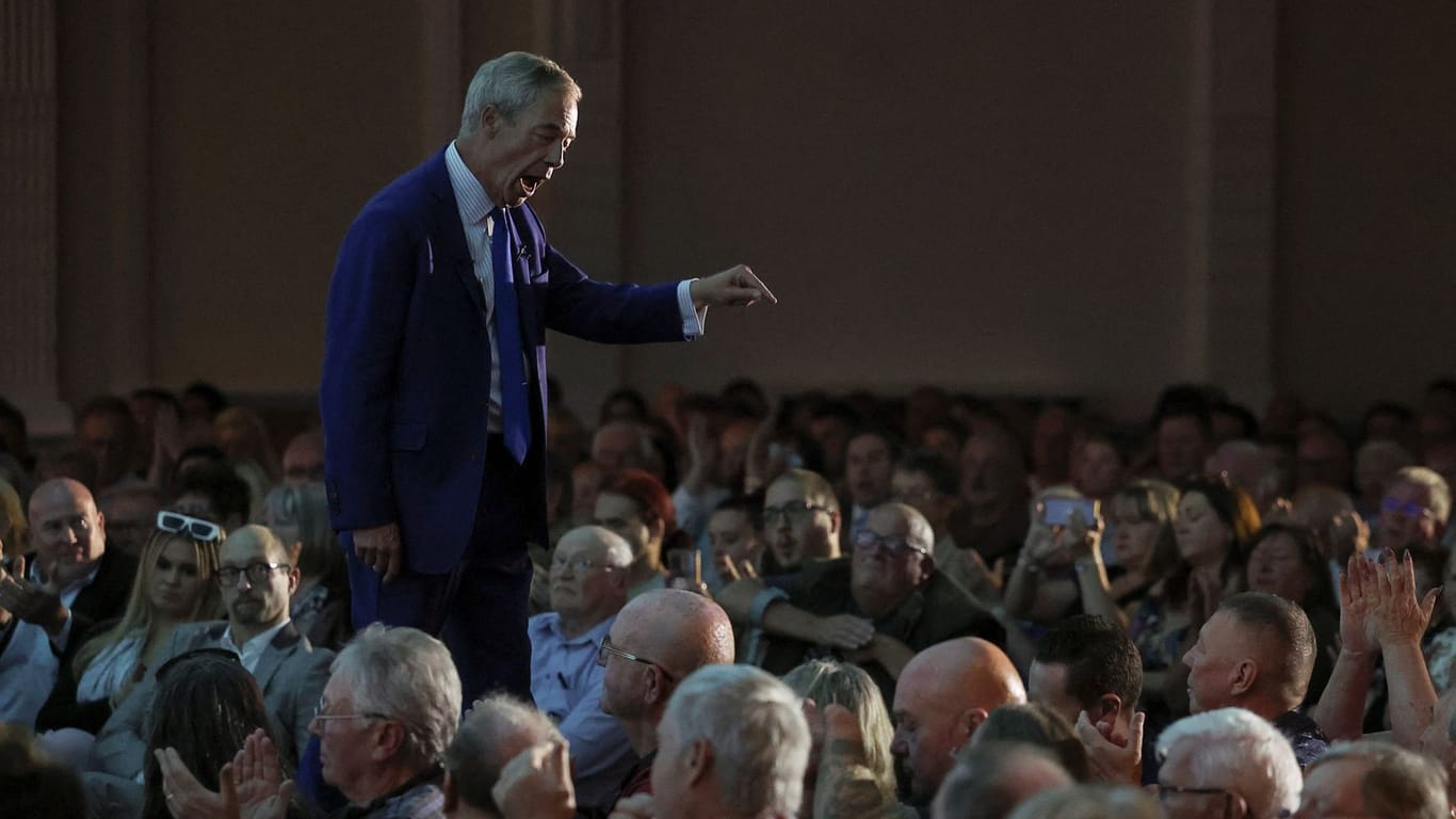 Rechtspopulist Nigel Farage bei einer Rede in der Arbeiterstadt Blackpool.