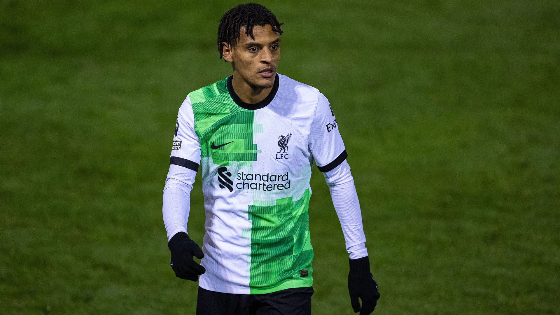 Melkamu Frauendorf im Trikot des FC Liverpool: Der 20-Jährige spielte seit 2020 für den englischen Topklub.