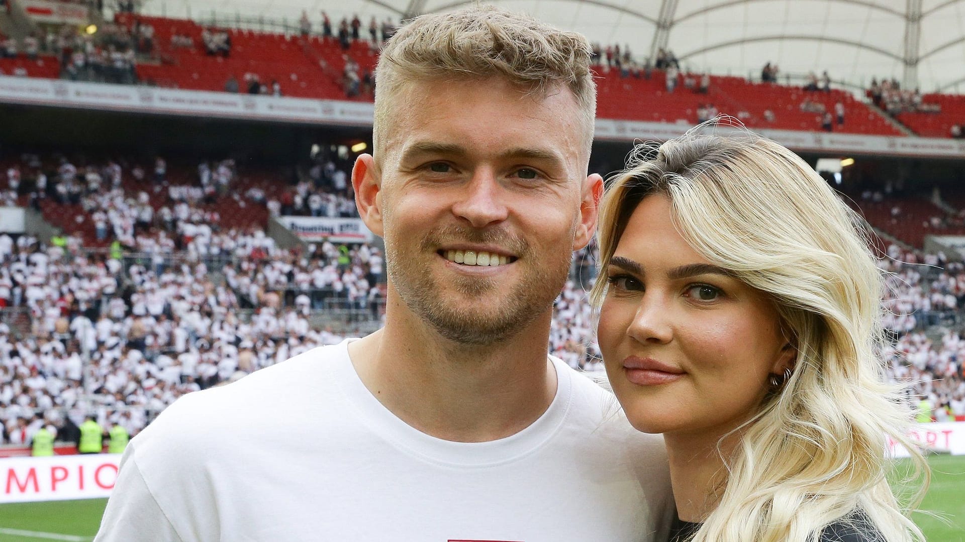 Maximilian Mittelstädt mit seiner Freundin Lea Prinz: Mit dem Wechsel zum VfB Stuttgart lernten sie sich kennen. Maximilian Mittelstädt mit seiner Freundin Lea Prinz: Mit dem Wechsel zum VfB Stuttgart lernten sie sich kennen.