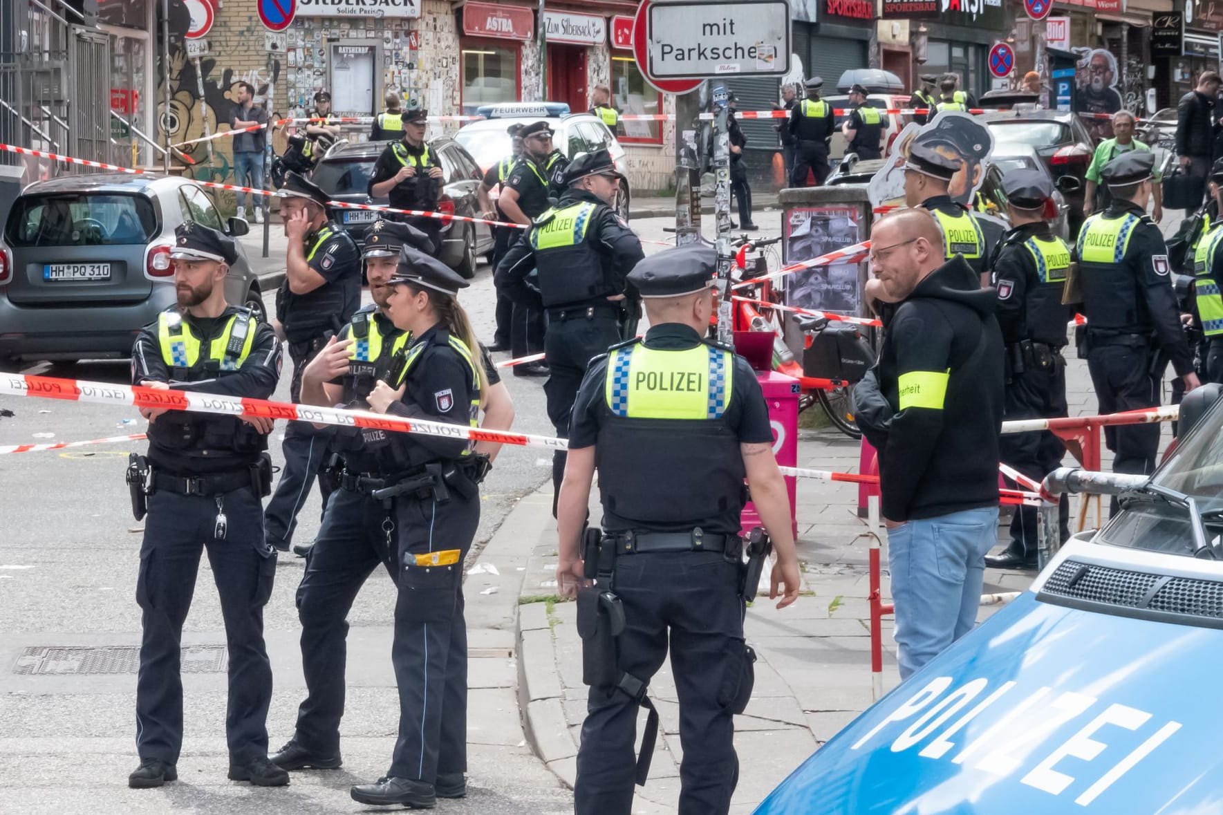 Polizisten in Hamburg: Auf Sankt Pauli kam es zu einem Einsatz.