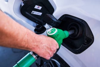 Günstig tanken im Saarland: Im Südwesten sind die Benzinpreise derzeit am günstigsten.