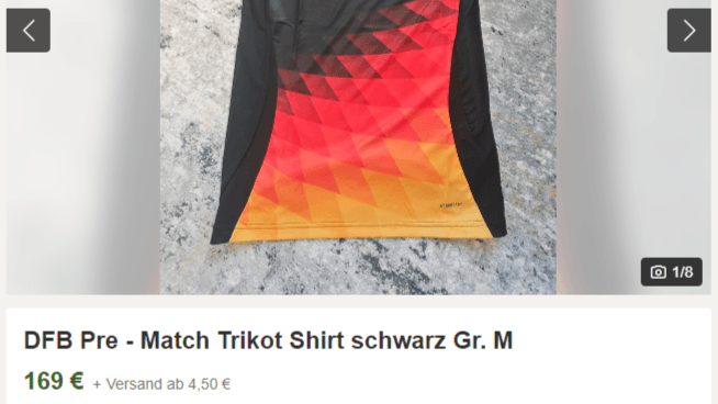 Ein Aufwärm-Trikot für fast 170 Euro: Online-Händler verdienen sich am fast ausverkauften EM-Merchandising eine goldene Nase.