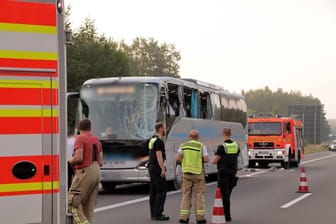 Unfall mit Reisebus auf A24