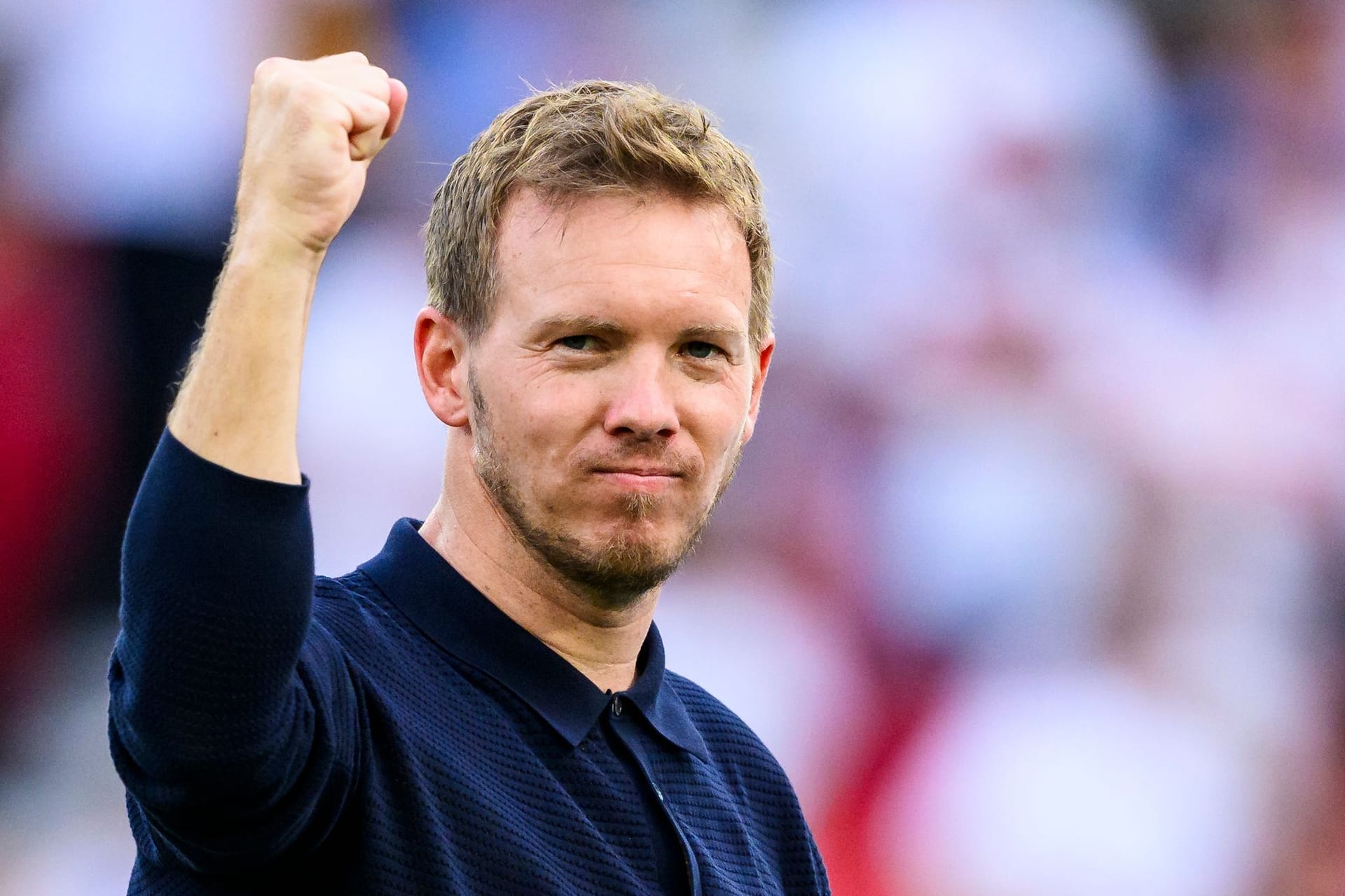 Zufriedener Bundestrainer: Julian Nagelsmann freut sich über die Stimmung beim Public Viewing in Hamburg.