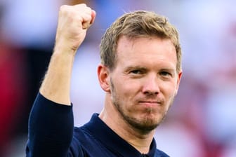 Zufriedener Bundestrainer: Julian Nagelsmann freut sich über die Stimmung beim Public Viewing in Hamburg.